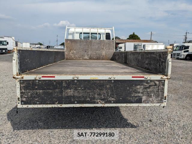 Mitsubishi CANTER 2019-08 8665908-7