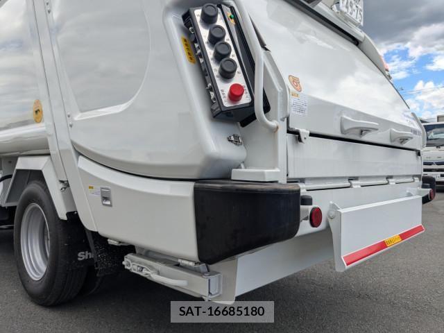 Mitsubishi CANTER 2026-03 8665903-5