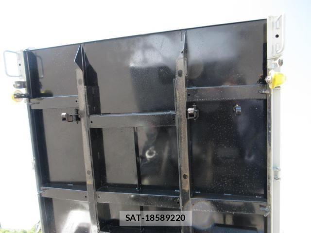 Mitsubishi CANTER 2023-03 8685270-25