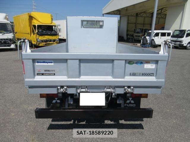 Mitsubishi CANTER 2023-03 8685270-4