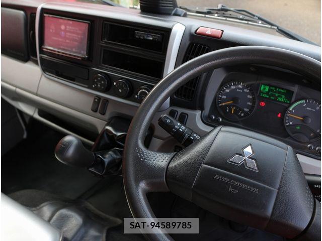 Mitsubishi CANTER 2018-04 8685273-26