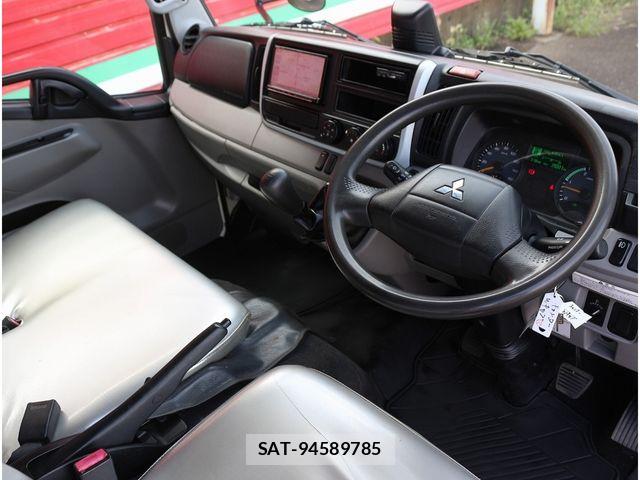 Mitsubishi CANTER 2018-04 8685273-4