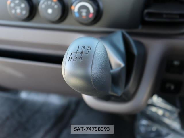 Mitsubishi CANTER 2025-03 8685268-23