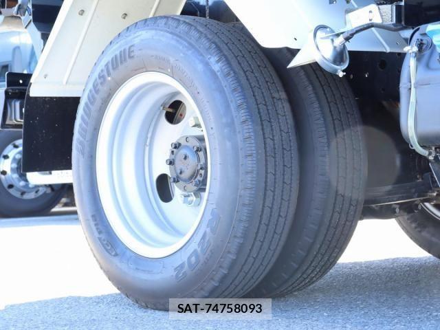 Mitsubishi CANTER 2025-03 8685268-27