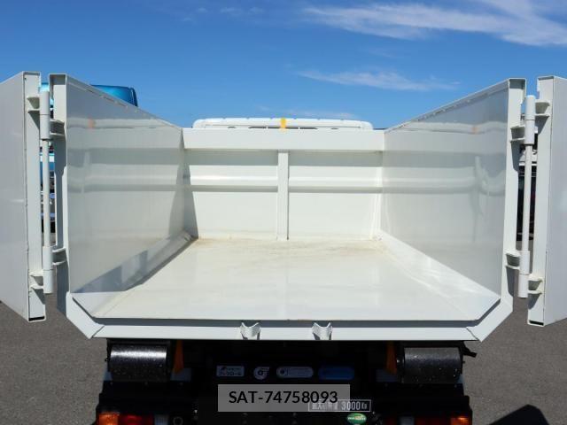 Mitsubishi CANTER 2025-03 8685268-4