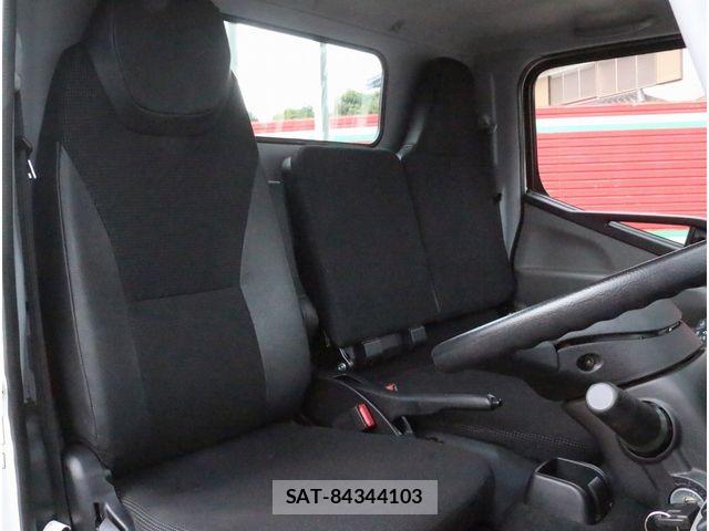 Mitsubishi CANTER 2019-08 8741062-19