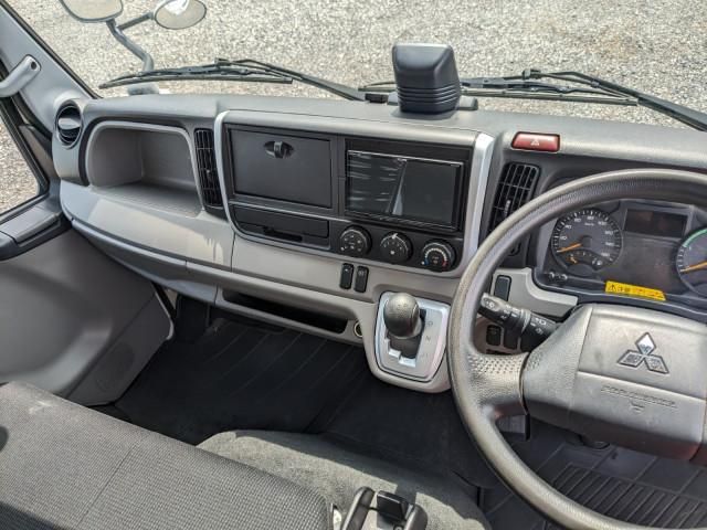 Mitsubishi CANTER 2019-07 8732842-26