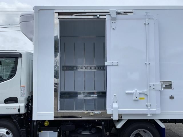 Mitsubishi CANTER 2026-06 8732822-10