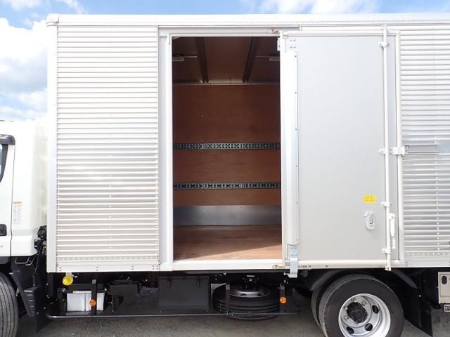 Mitsubishi CANTER 2025-03 8732817-11