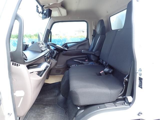 Mitsubishi CANTER 2025-03 8732817-14