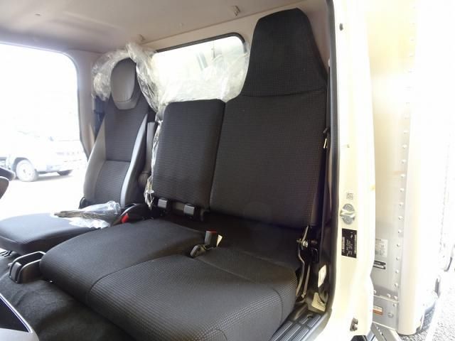 Mitsubishi CANTER 2026-03 8732814-20