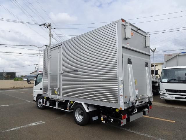 Mitsubishi CANTER 2026-03 8732814-2