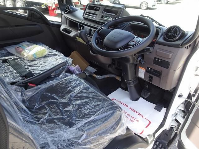 Mitsubishi CANTER 2026-05 8732813-16