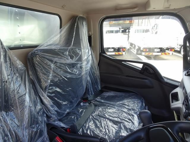Mitsubishi CANTER 2026-05 8732813-18