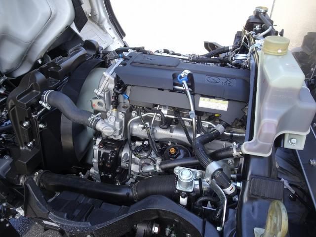 Mitsubishi CANTER 2026-05 8732813-26