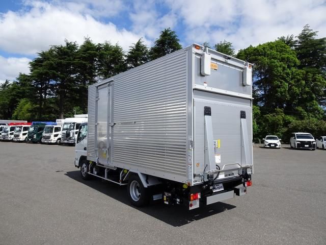 Mitsubishi CANTER 2026-05 8732813-2