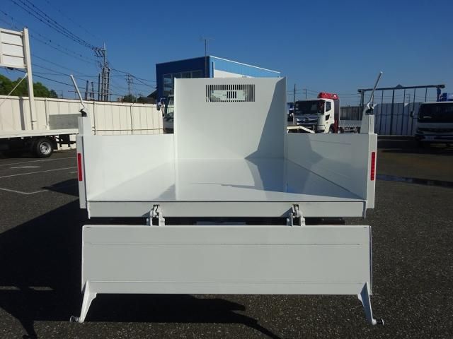 Mitsubishi CANTER 2026-03 8732830-11