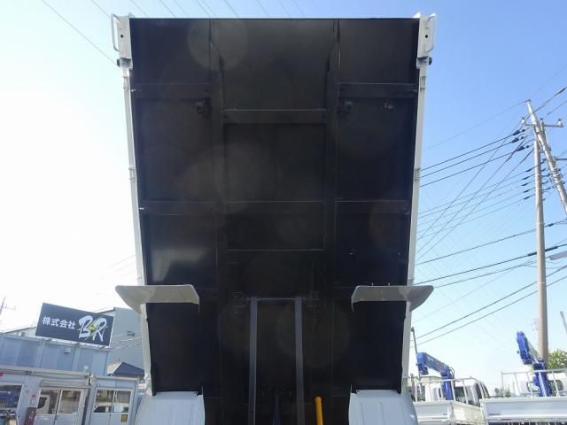 Mitsubishi CANTER 2026-03 8732830-20
