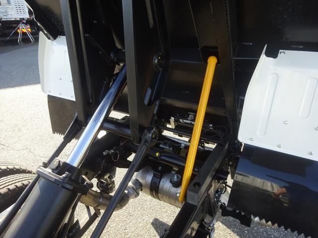 Mitsubishi CANTER 2026-03 8732830-22