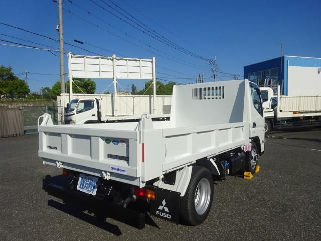 Mitsubishi CANTER 2026-03 8732830-3