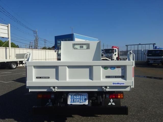 Mitsubishi CANTER 2026-03 8732830-5
