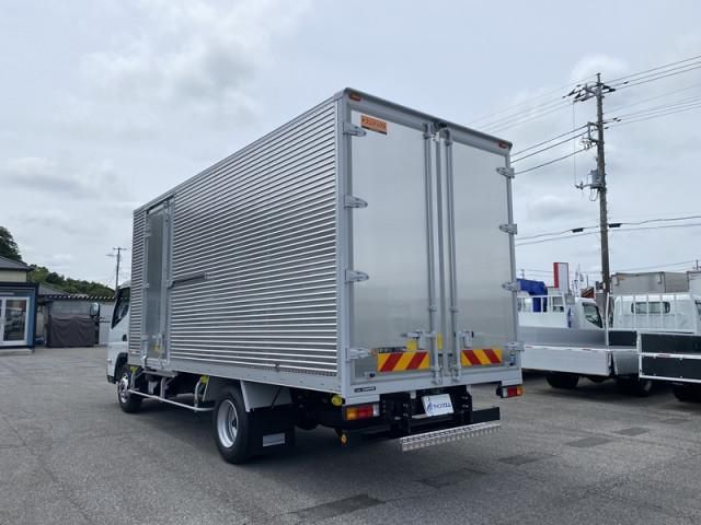 Mitsubishi CANTER 2026-06 8732815-5