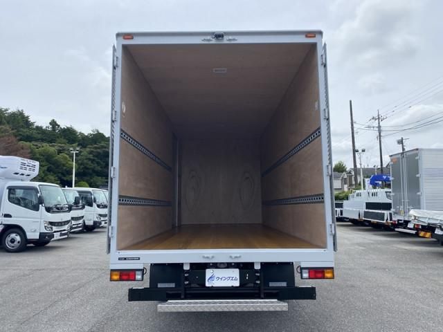 Mitsubishi CANTER 2026-06 8732815-8