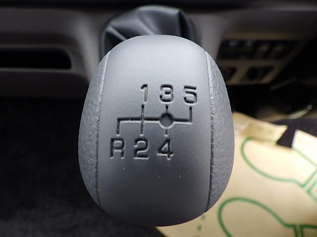 Mitsubishi CANTER 2024-10 8732820-22
