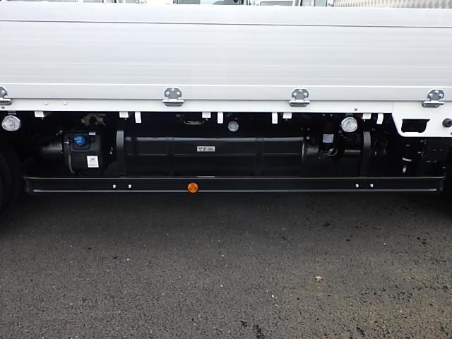 Mitsubishi CANTER 2024-10 8732820-8