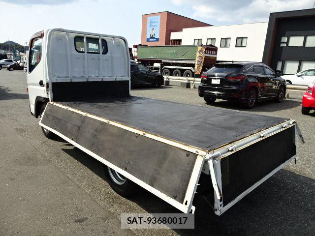 Mitsubishi CANTER 2011-06 8741072-5