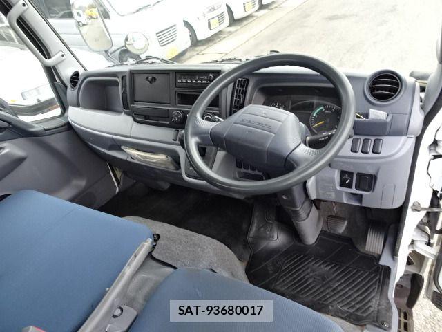 Mitsubishi CANTER 2011-06 8741072-8