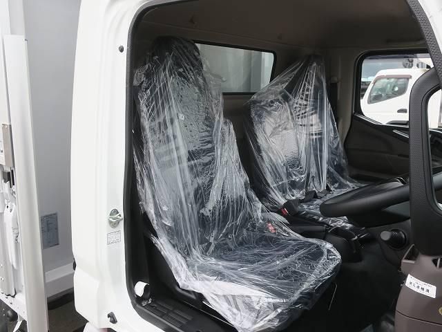 Mitsubishi CANTER 2026-08 8732784-12