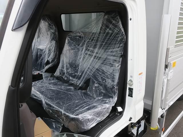 Mitsubishi CANTER 2026-08 8732784-22
