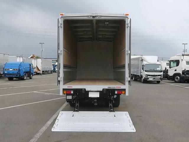 Mitsubishi CANTER 2026-08 8732784-6