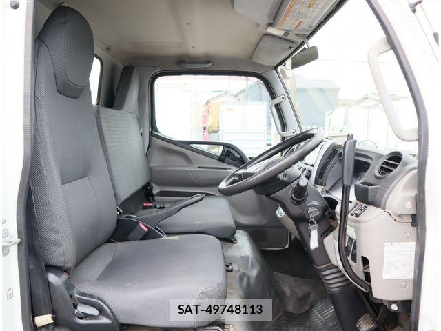 Mitsubishi CANTER 2018-01 8741073-23