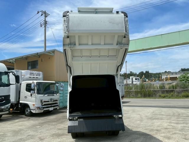 Mitsubishi CANTER 2026-03 8732783-9