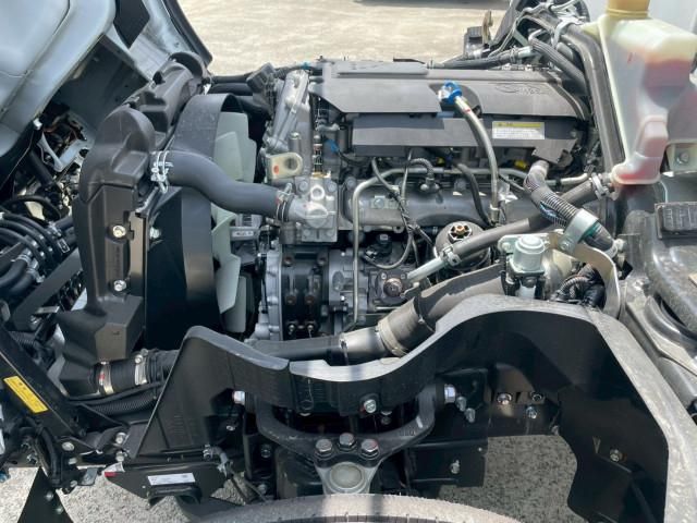 Mitsubishi CANTER 2026-03 8732783-25