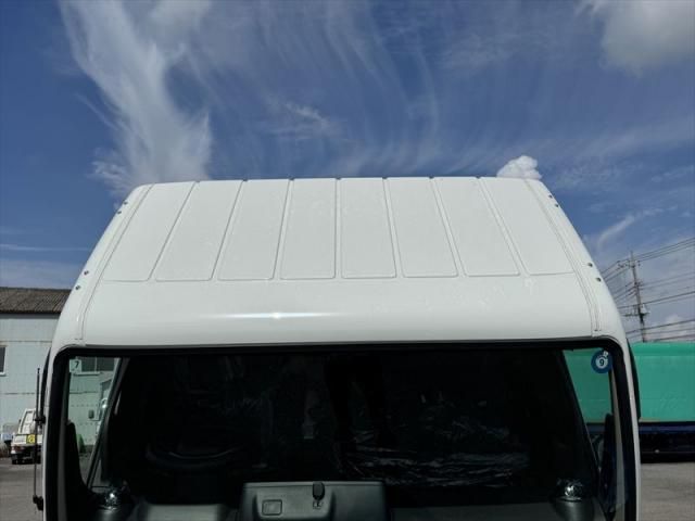 Mitsubishi CANTER 2026-04 8732793-19