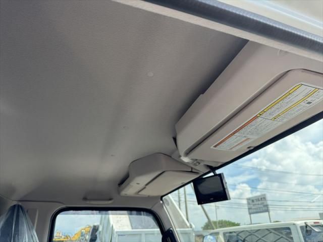 Mitsubishi CANTER 2026-04 8732793-21