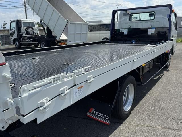 Mitsubishi CANTER 2026-04 8732793-5