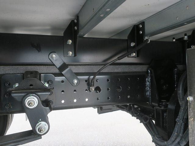 Mitsubishi CANTER 2026-08 8732796-9