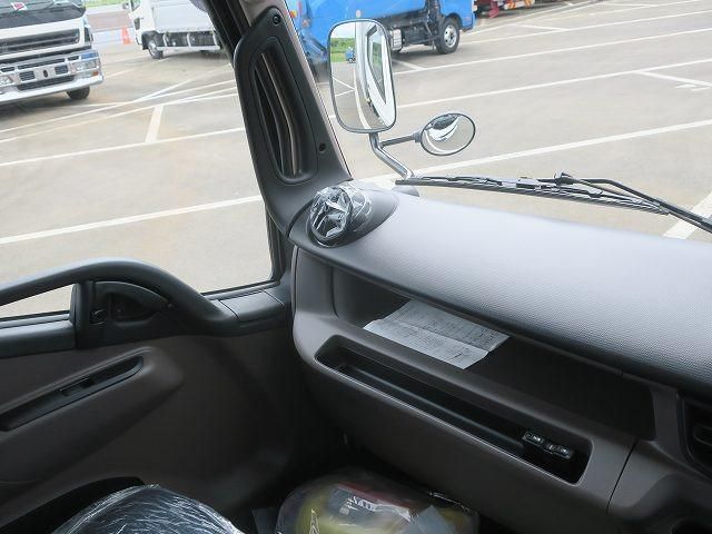 Mitsubishi CANTER 2026-08 8732796-13