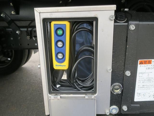 Mitsubishi CANTER 2026-08 8732796-8