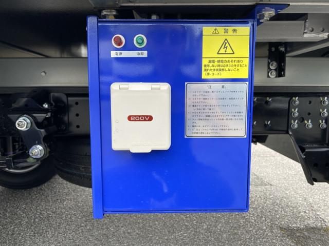 Mitsubishi CANTER 2026-06 8732795-10