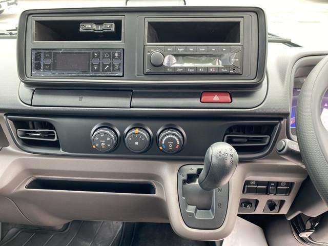 Mitsubishi CANTER 2026-06 8732795-16