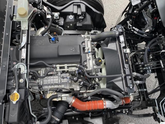 Mitsubishi CANTER 2026-06 8732805-11