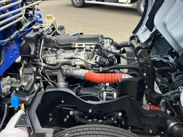Mitsubishi CANTER 2026-03 8732804-17