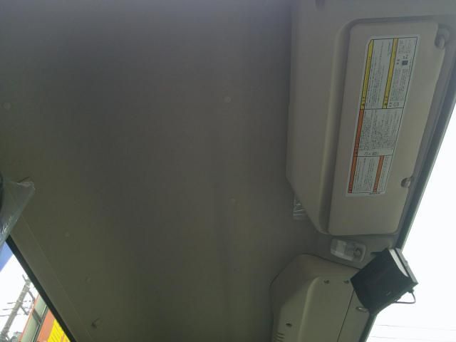 Mitsubishi CANTER 2026-04 8732794-23