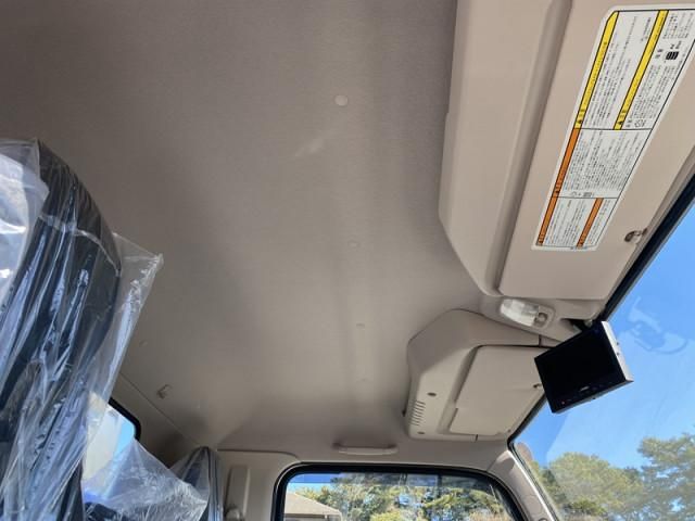 Mitsubishi CANTER 2026-06 8732782-13