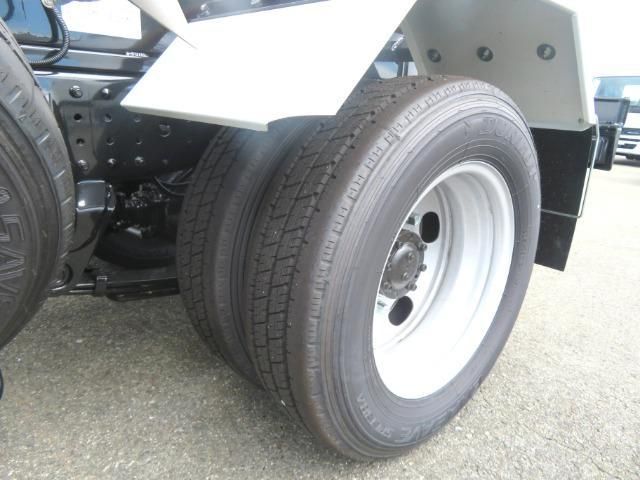 Mitsubishi CANTER 2026-08 8732818-17